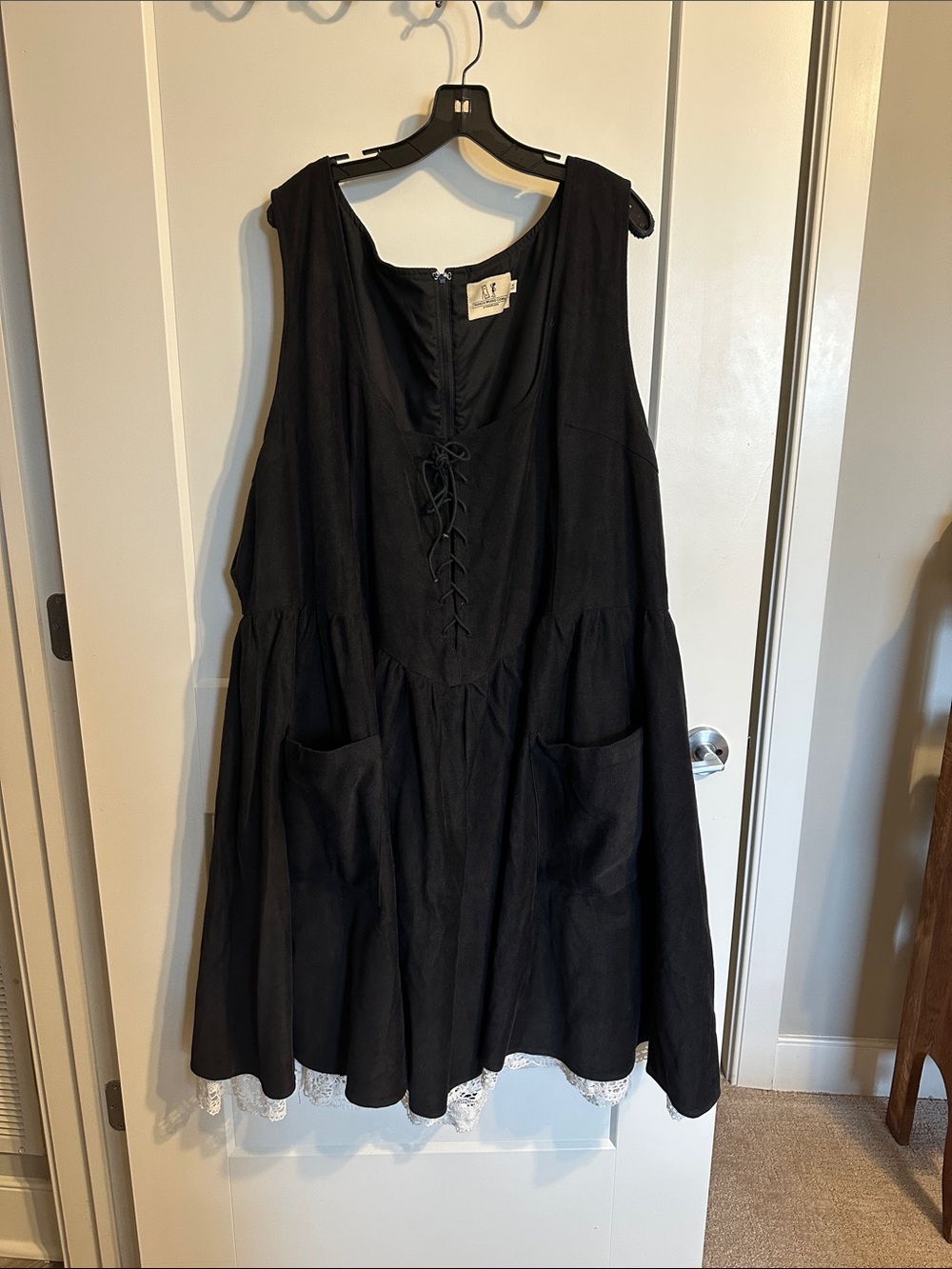 Fashion Brand Company 5x Farm Chores Midi Dress Black Corduroy with White Lace